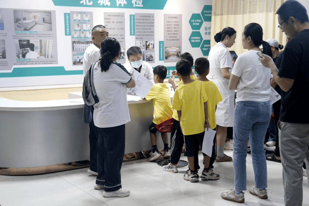 以爱为名 健康童行——巨野计生协会为博爱学校特殊儿童开展免费