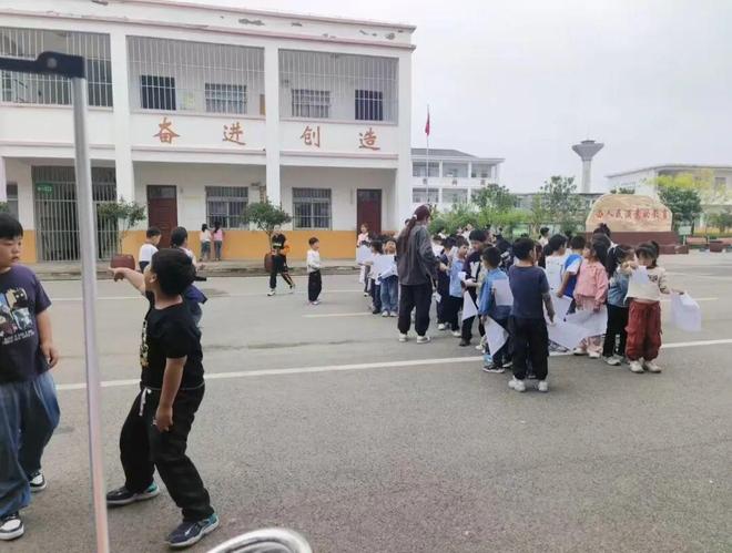 守护未来从健康开始！双桥镇中心卫生院中小学体检活动暖心开启