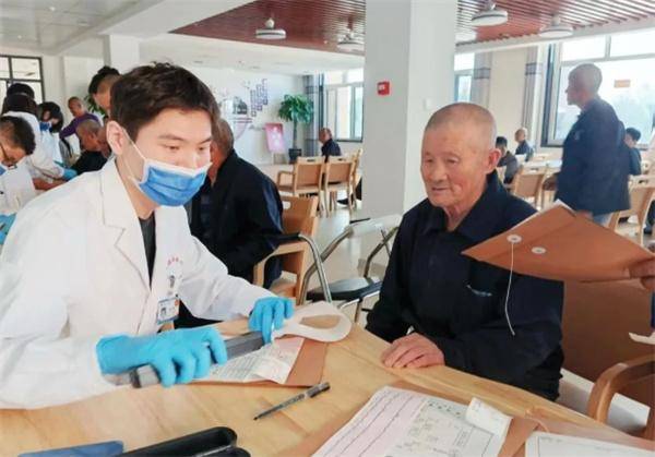 无棣县车王镇：尊老敬老暖夕阳 用心守护享安康